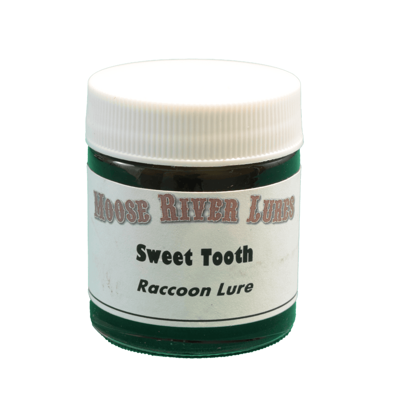 Moose Rover Lure Sweet Tooth Raccoon Lure  1 oz bottle 